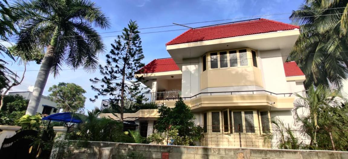 Coral Shelters Kochadai Apartment Мадурай Екстериор снимка
